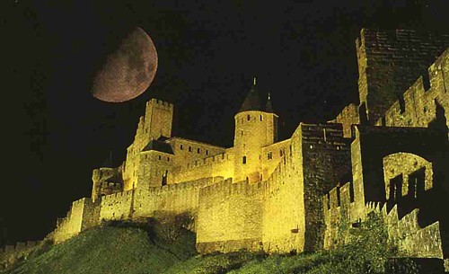 Carcassonne im Mondschein